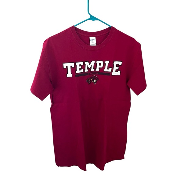 Gildan Tops - 🔴GILDAN: Unisex M, red Temple University logo short sleeve t-shirt preowned🔴
